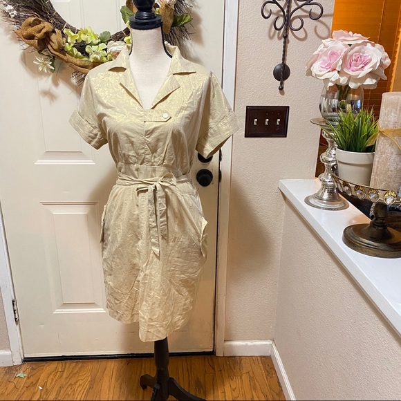 Walter Gold Thread Beautiful Light Midi Dress - Picture 4 of 14